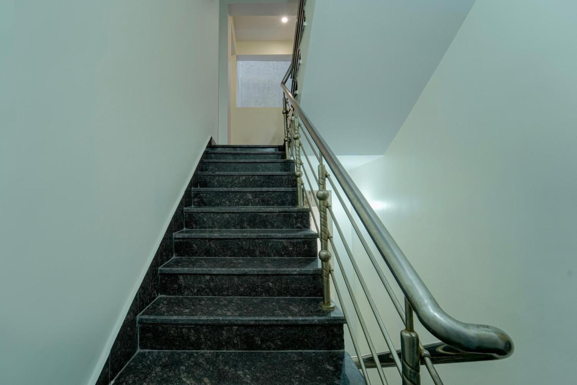 Super Hotel O M. S. Inn Patna  Zewnętrze zdjęcie
